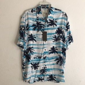 Hawaiian Island shirt.
